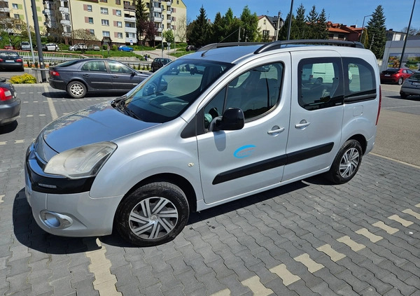 Citroen Berlingo cena 17300 przebieg: 306800, rok produkcji 2012 z Kielce małe 79